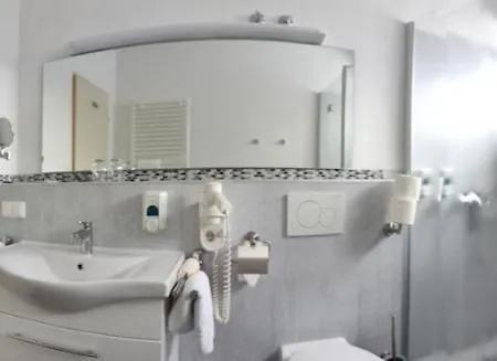 Bad Pyrmonter Hof バート・ピルモント