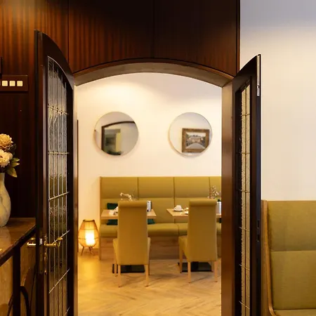 Bad Pyrmonter Hof ホテル バート・ピルモント