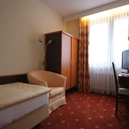 Bad Pyrmonter Hof Otel 3*