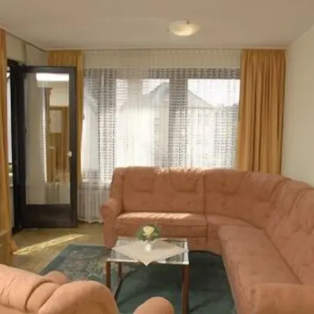 Bad Pyrmonter Hof 3*